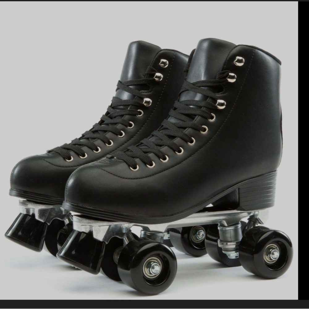 Yoki Skates